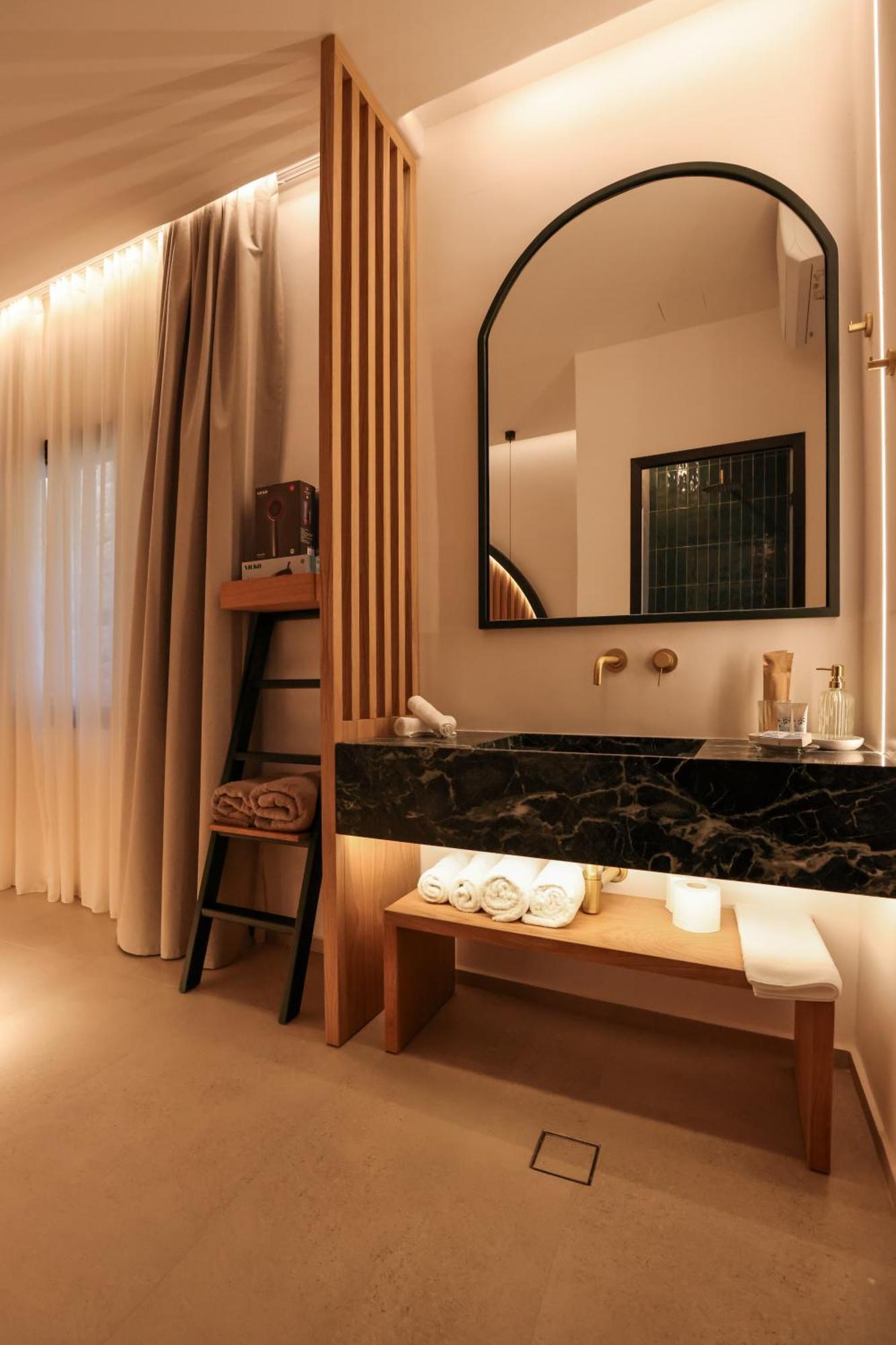 Queen Kalliopi Suites Plintri Ngoại thất bức ảnh